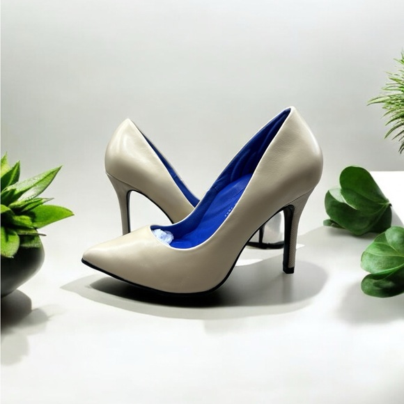 NEW IN BOX Antonia Saint Victoria High Heels in Zoey Nude - Picture 4 of 7